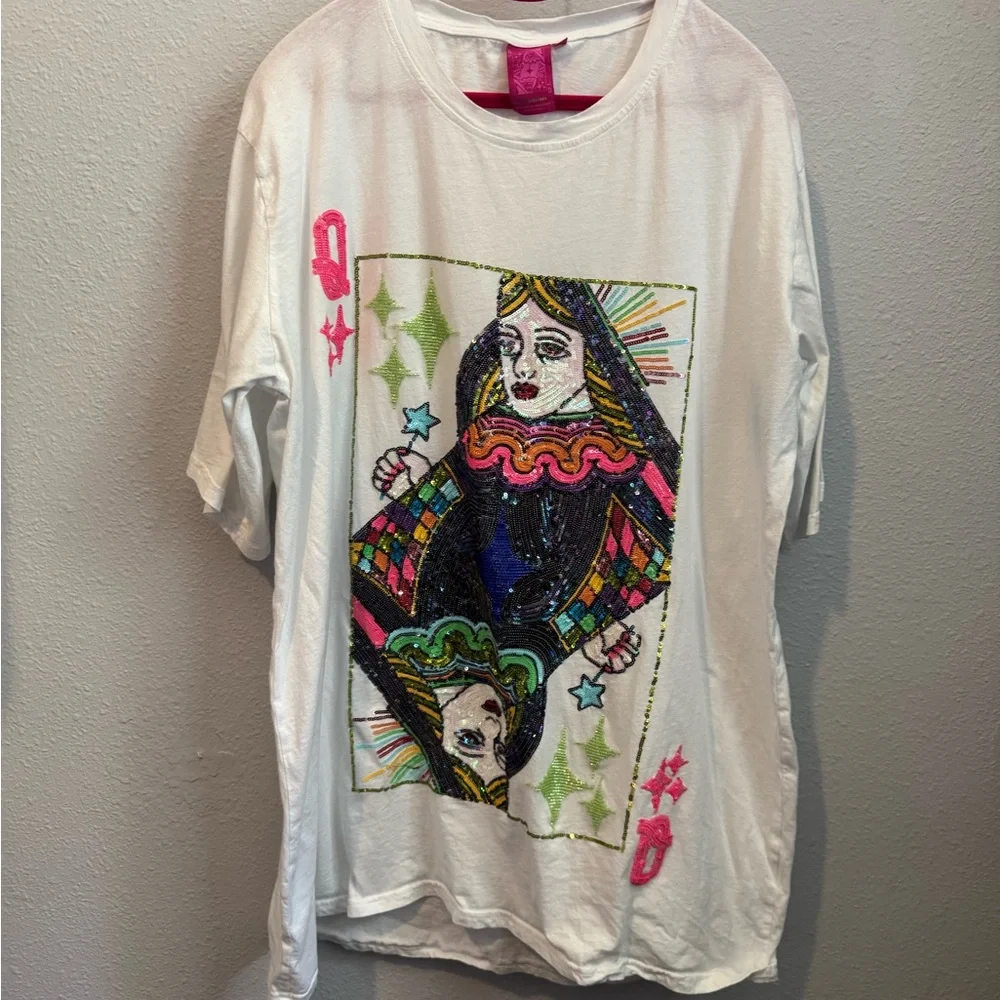 QUEEN OF SPARKLES White Graphic Sequin Cardigan Playing Card Tee - Picture 1 of 6